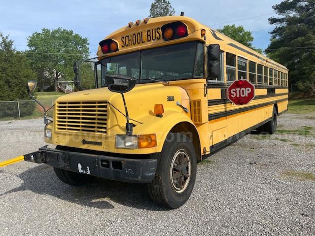 1998 International 3800