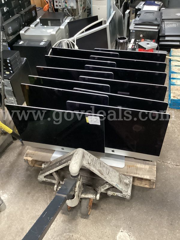 12 - Apple I - Mac All in One Computers (Various Models)