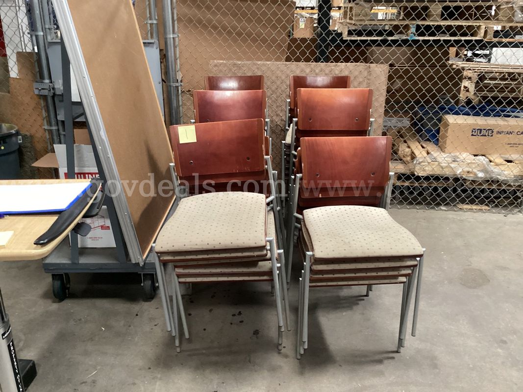 33 - Chairs