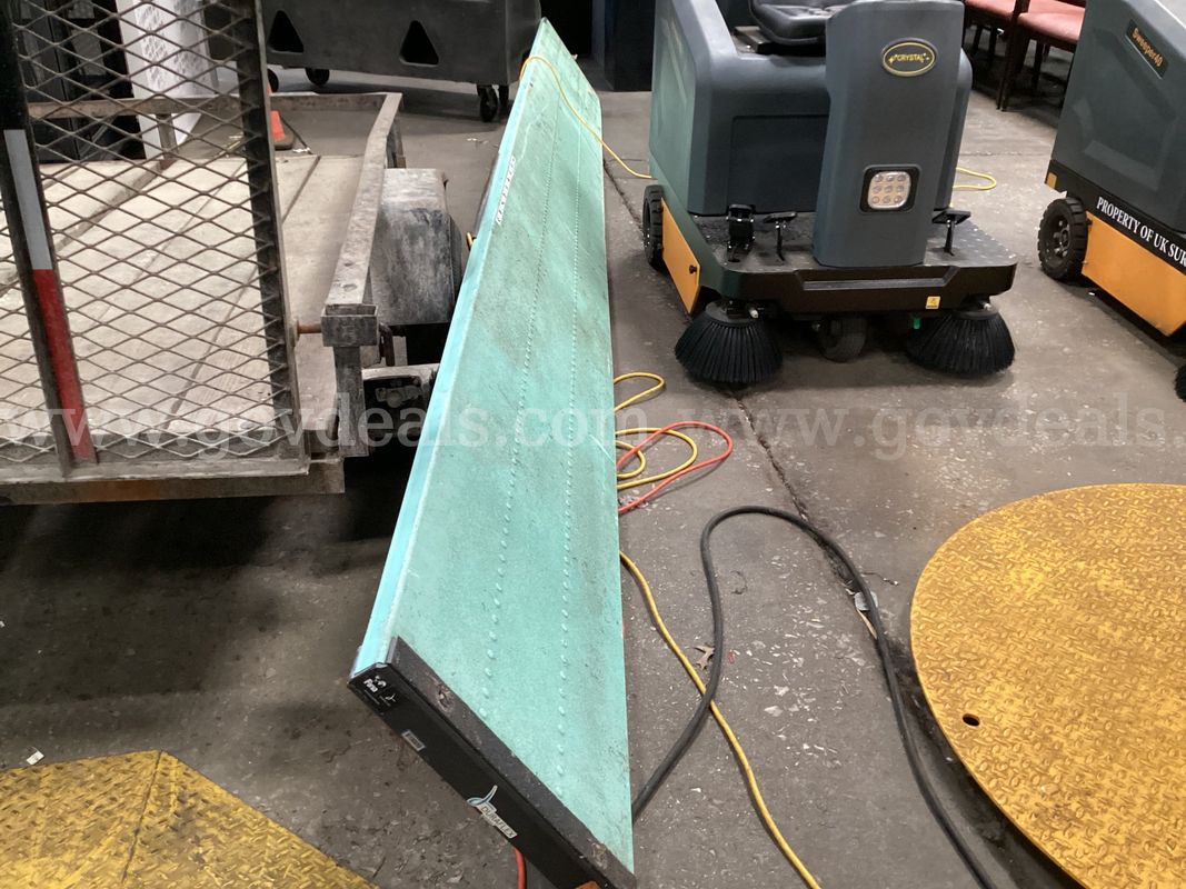 Duraflex 16' Diving Board.