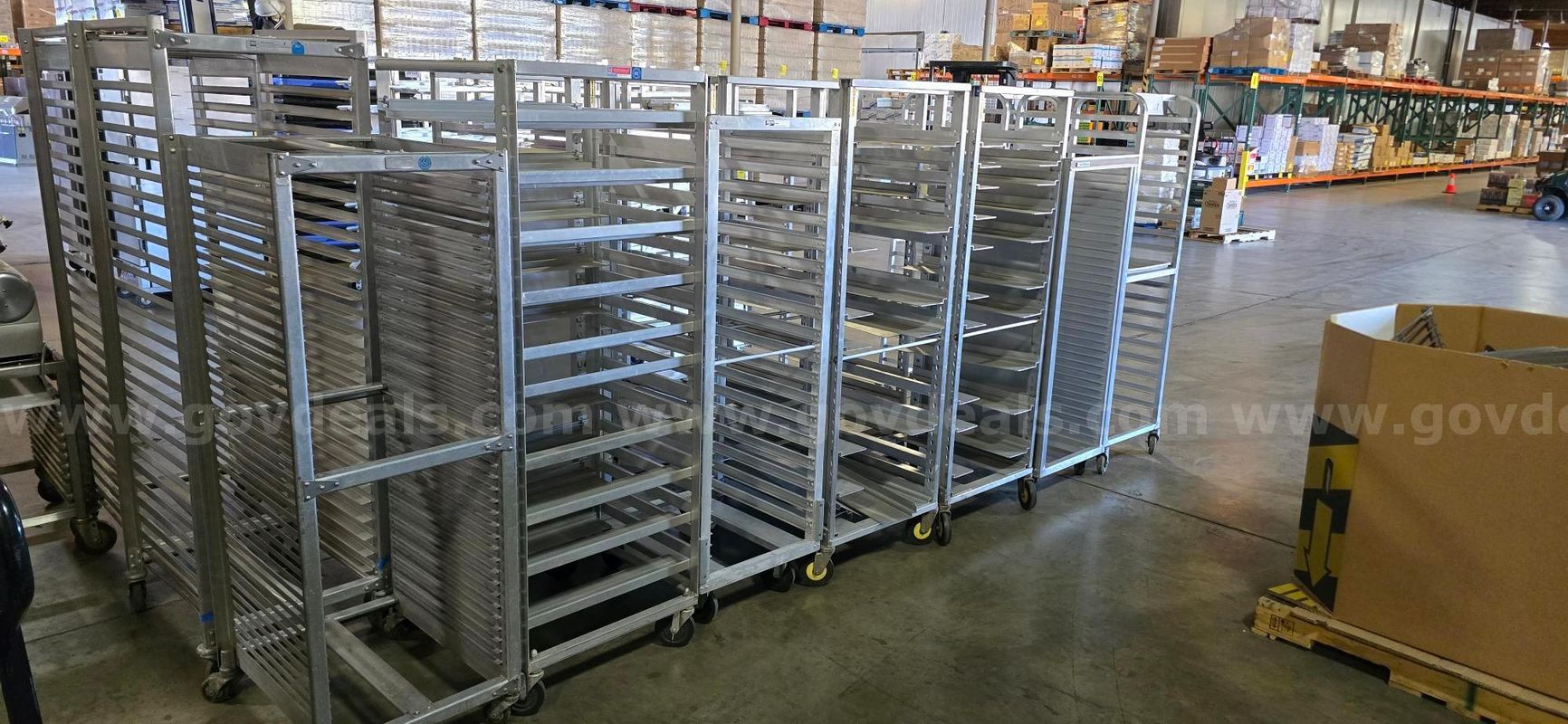 LOT of 17 Speed Racks