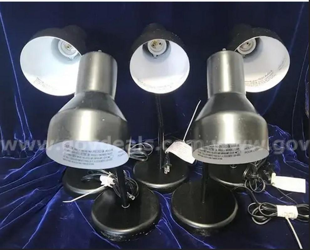 (5) 15" Desk Lamps