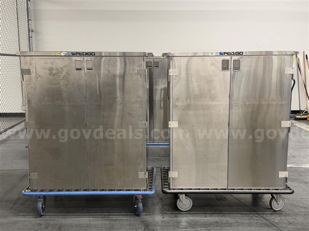 Pedigo Closed Surgical Case Cart X 5