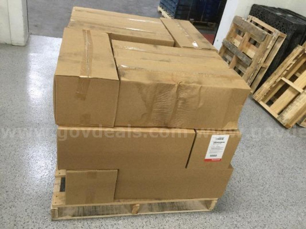 1 Pallet of Honeywell N95 DC300N95B Particulate Respirator Face Masks