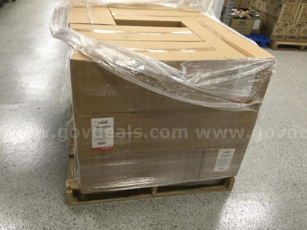 1 Pallet of Honeywell N95 DC300N95B Particulate Respirator Face Masks