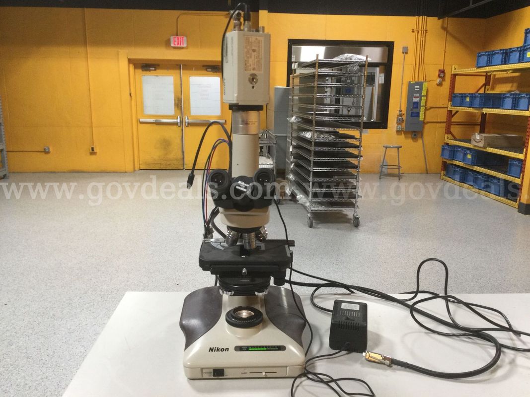 Nikon OPTIPHOT-2 Microscope with 4 Objectives