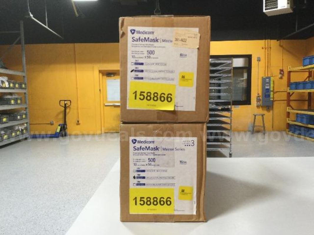 2 Cases of Medicom SafeMask Master Series Earloop ASTM Level 3 Face Mask 2058
