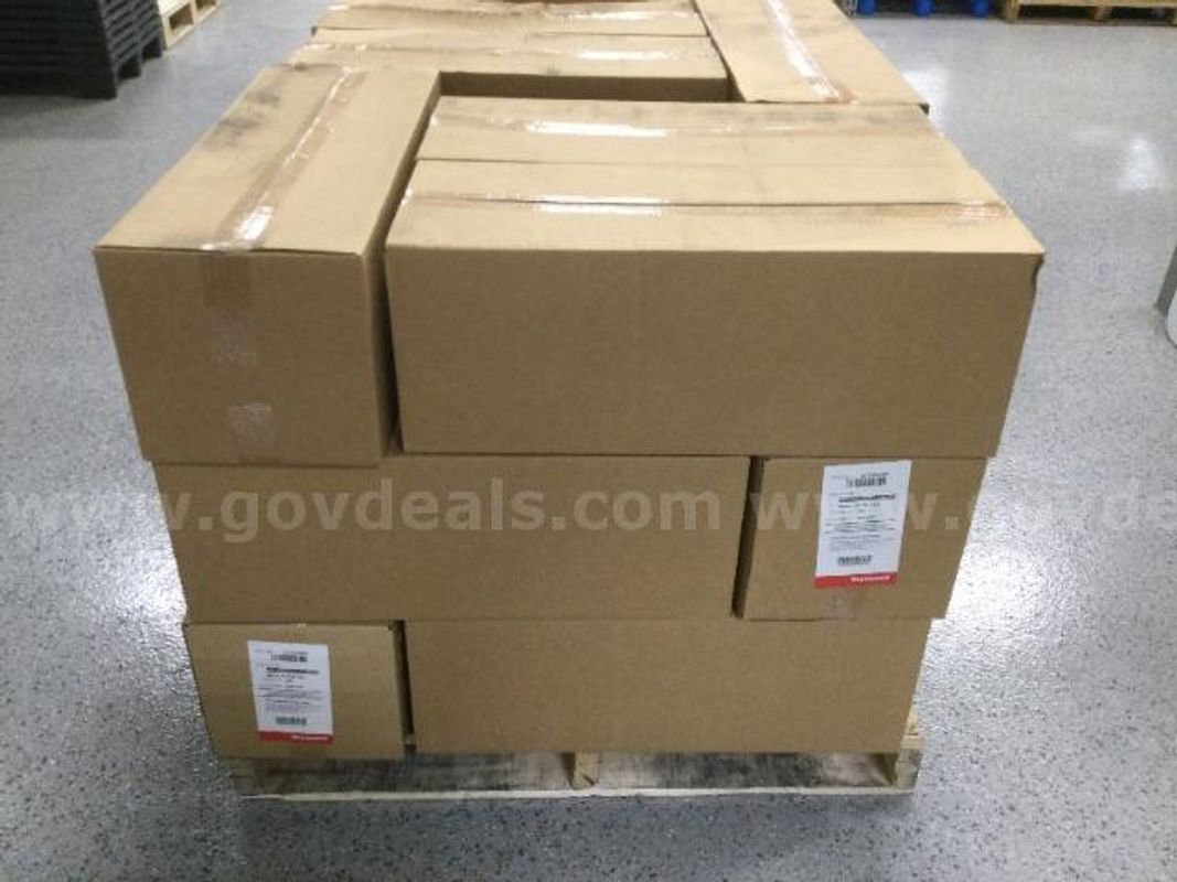 1 Pallet of Honeywell N95 DC300N95B Particulate Respirator Face Masks