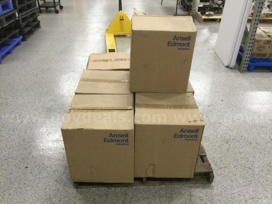 7 Case of Ansell Edmont POLY-D Disposable Polyethylene Aprons Style 54-290