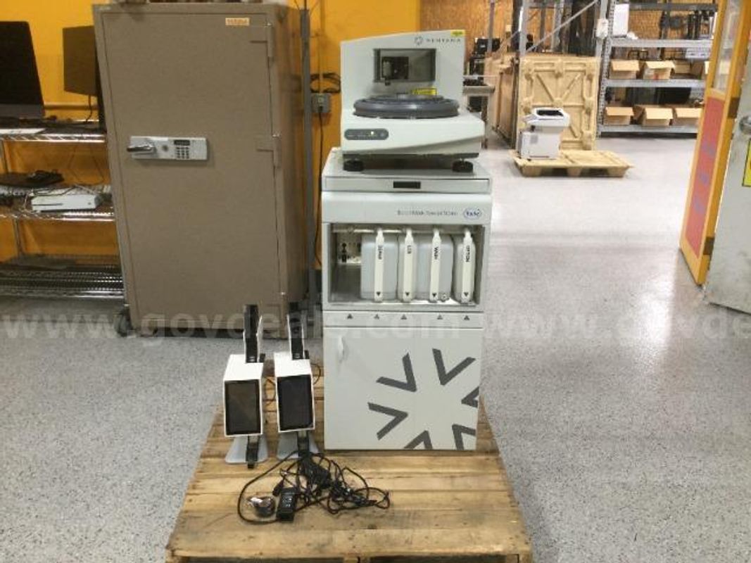 Roche Ventana Medical BenchMark Special Stains Automated Slide Staining System