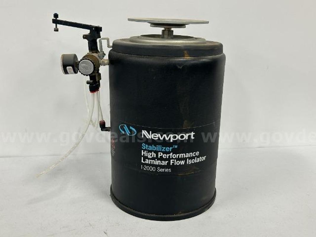 Newport Stabilizer I-200 Series Laminar Flow Isolators