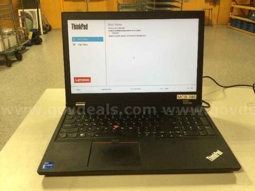 Lenovo ThinkPad P15 Gen 2i i7-11800H @ 2.30 GHz