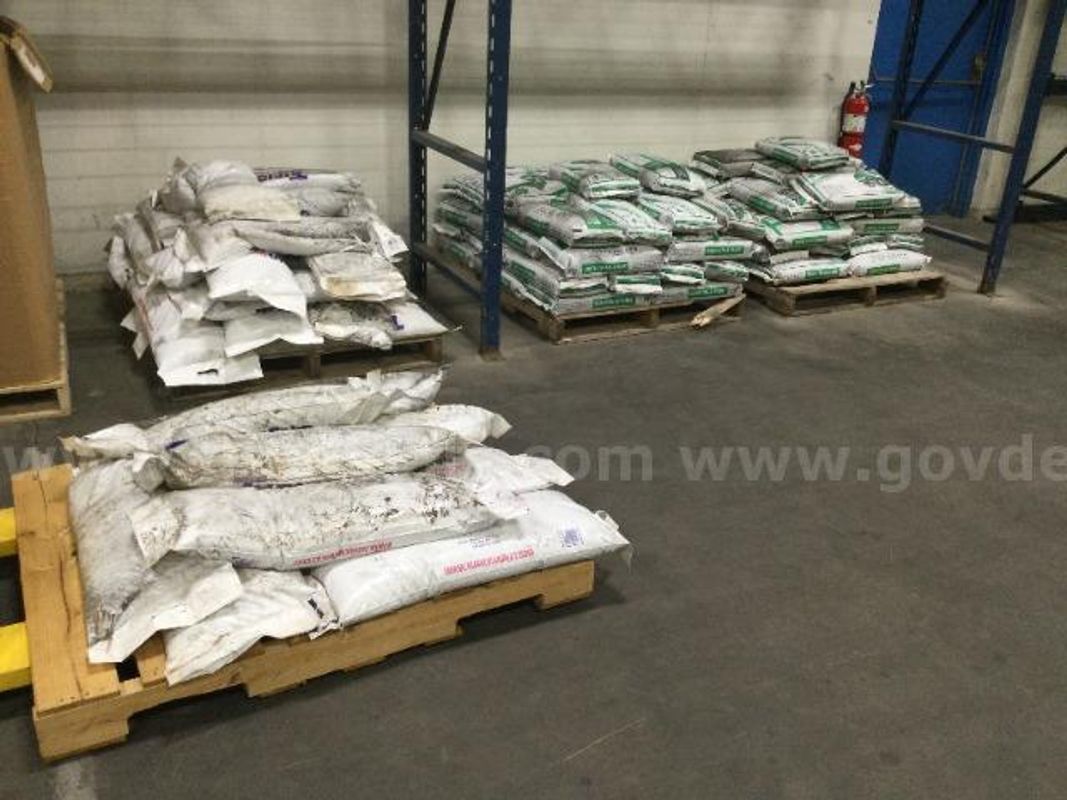 4 Pallets of Sand