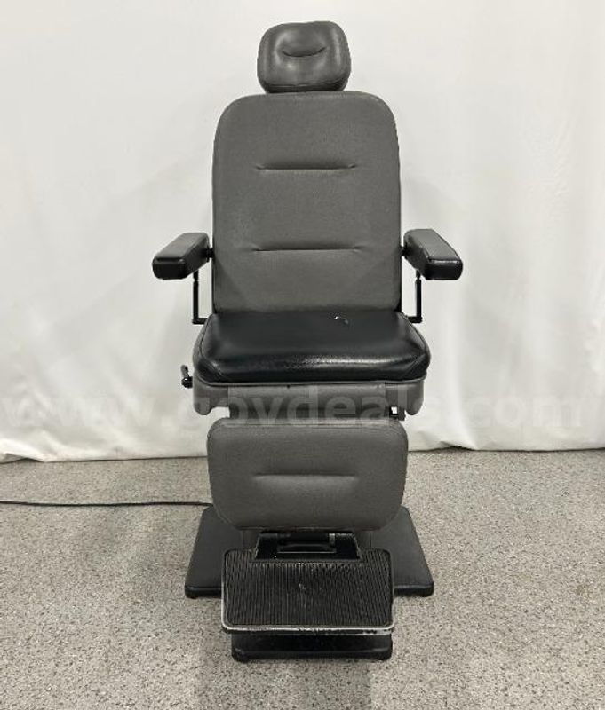 Isell Diversatronics C4-H Exam Chair