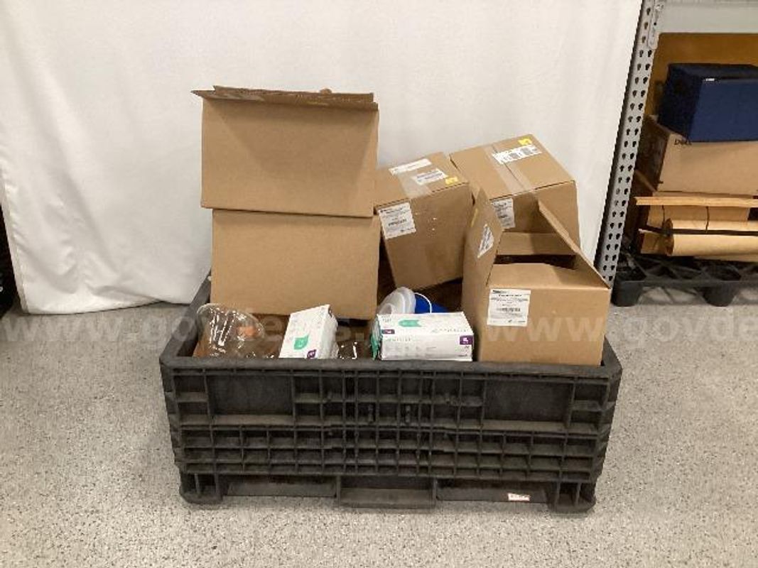 Lot of Laboratory Equipment