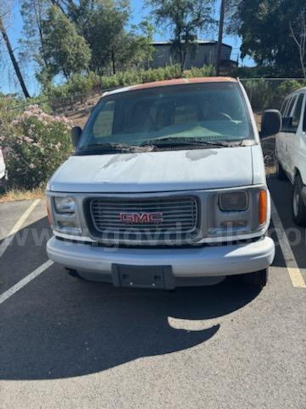 1999 GMC Savana 3500 #466