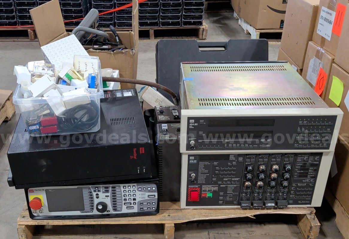 Assorted Lab Equipment Lot