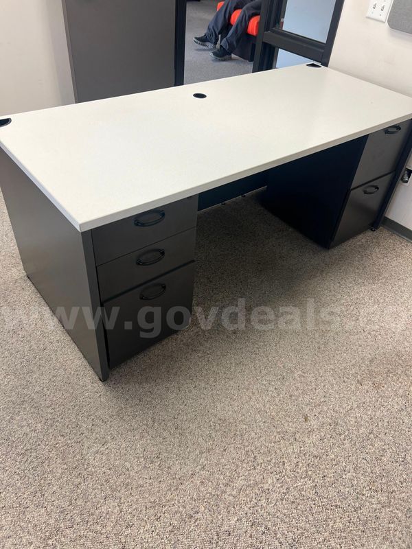 Commercial Office Desk with Dual Pedestals - Pick Up in Los Angeles