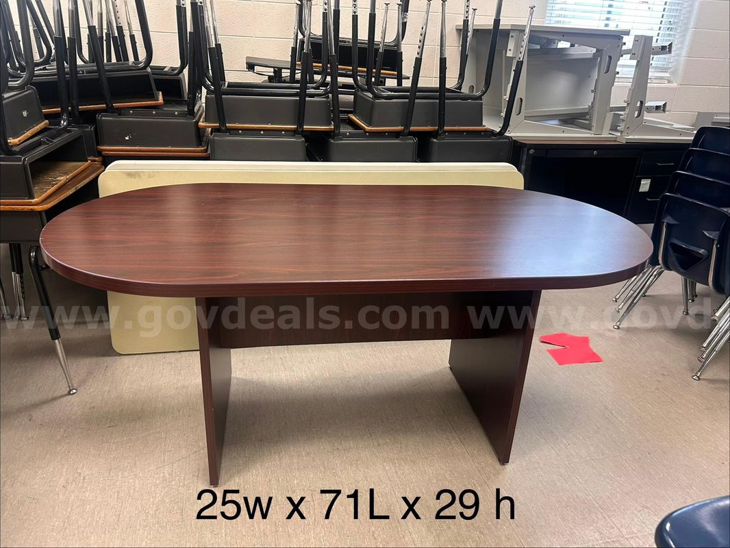 Oval Conference Table - Cherry/Mahogany Finish