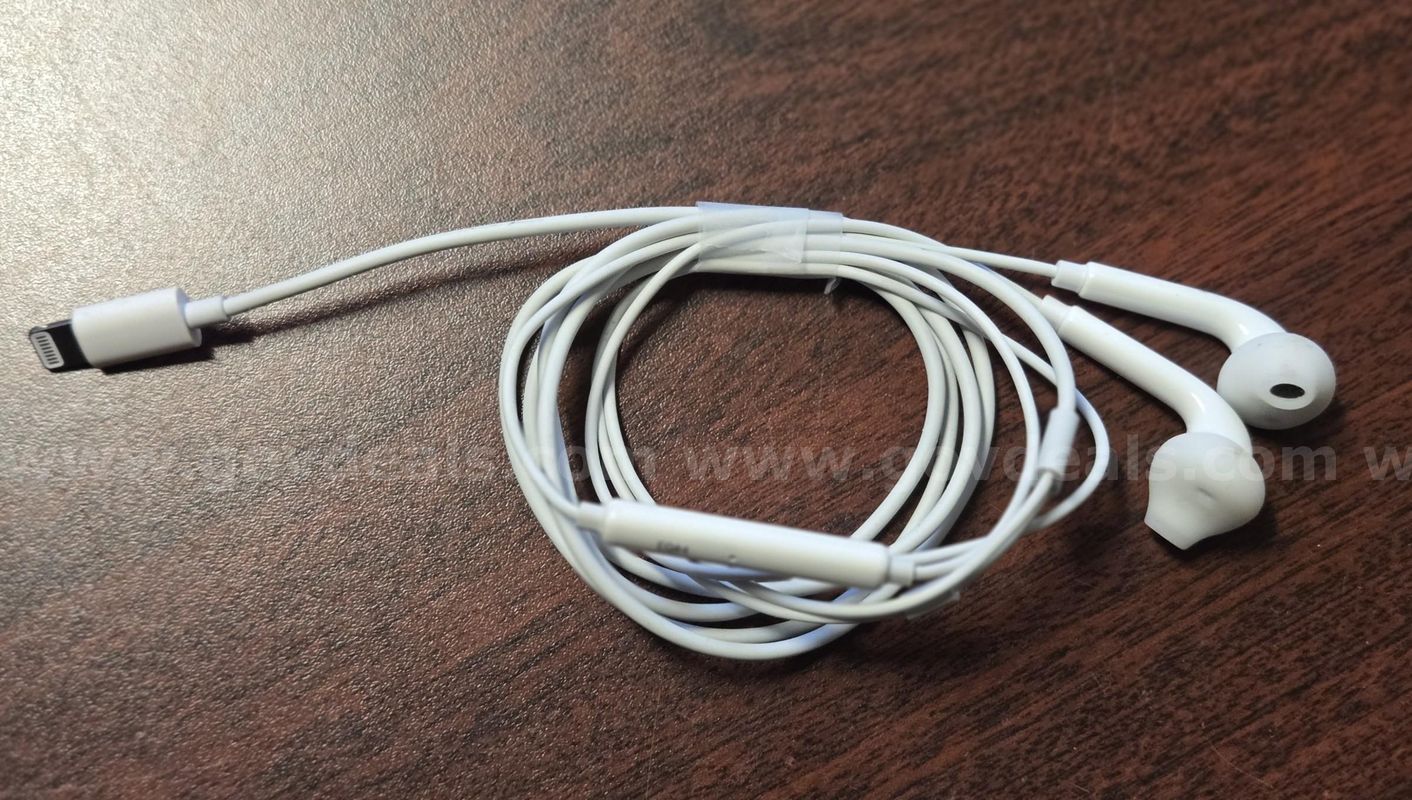 Apple Ear Buds (Juneau)