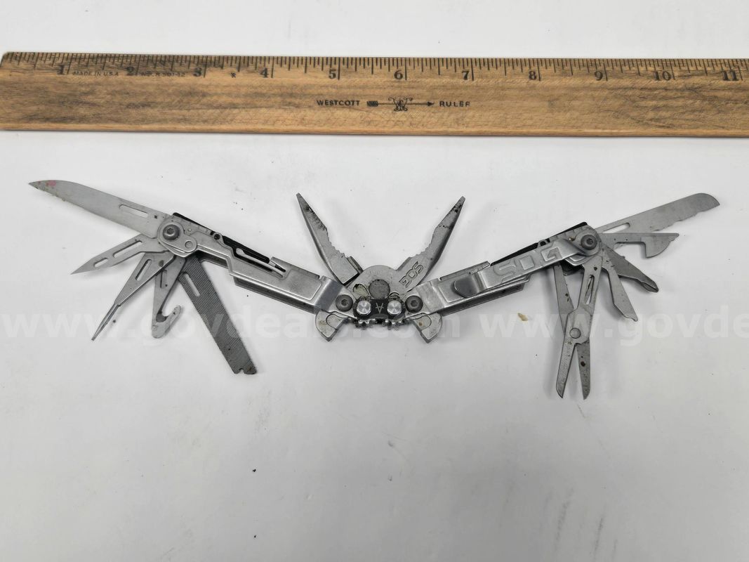 SOG Multi-tool (Anchorage, AK)