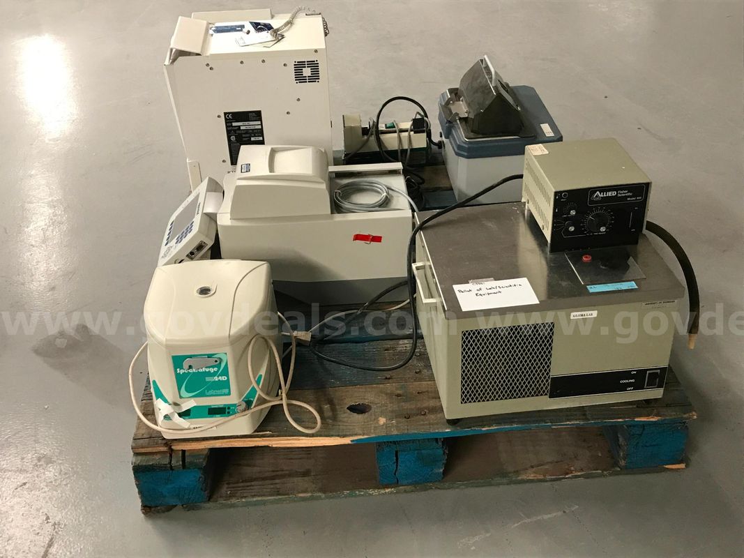 Pallet of Assorted Lab/Scientific Equipment