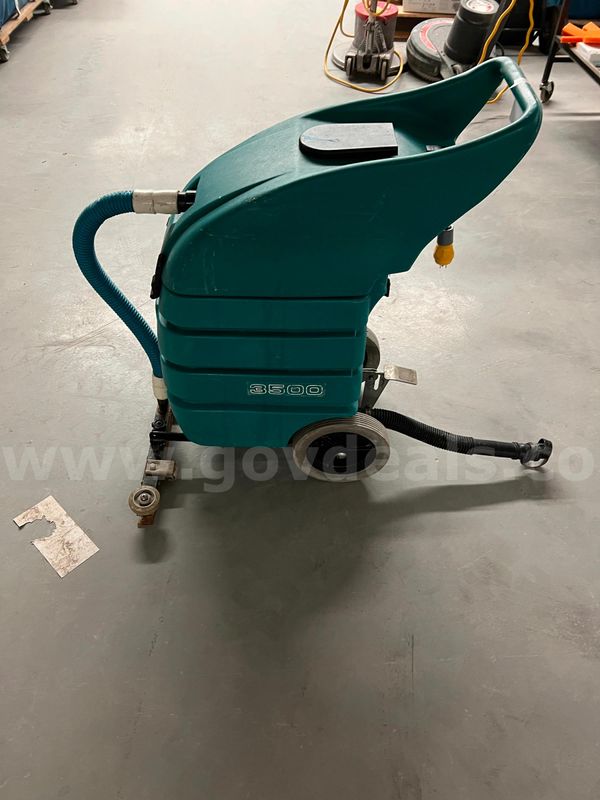 Tennant 3500 Floor Cleaner
