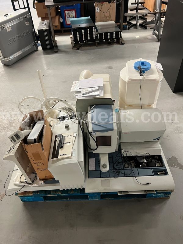 Pallet Lab equipment