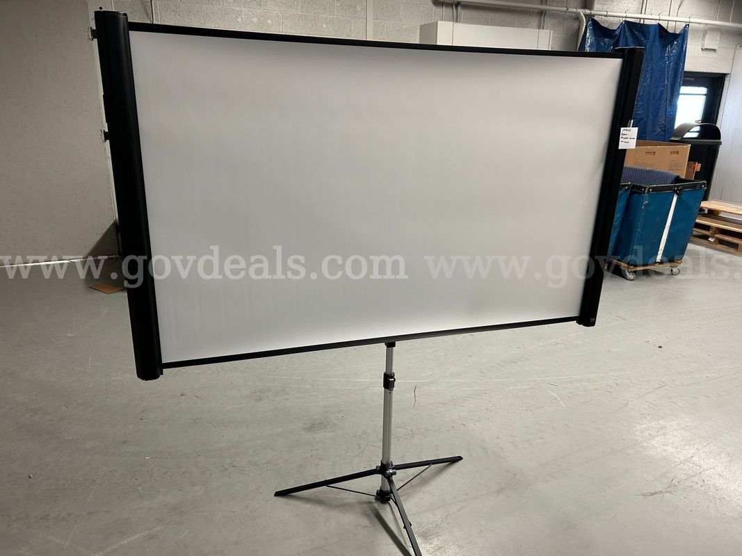 Projector screen