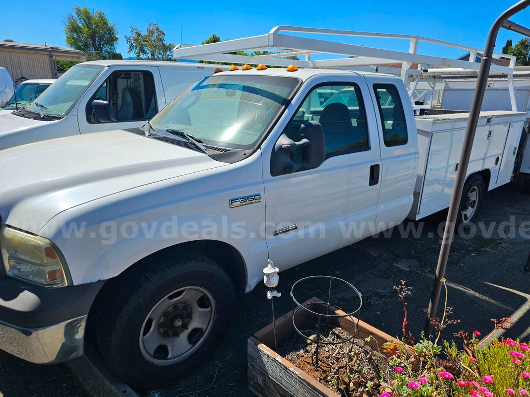 2006 Ford F-350 SD