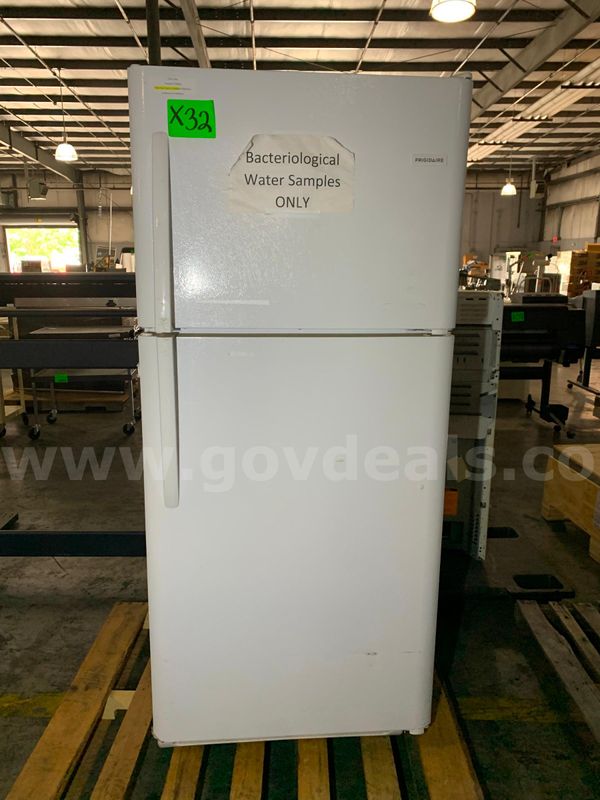 Lab Refrigerator