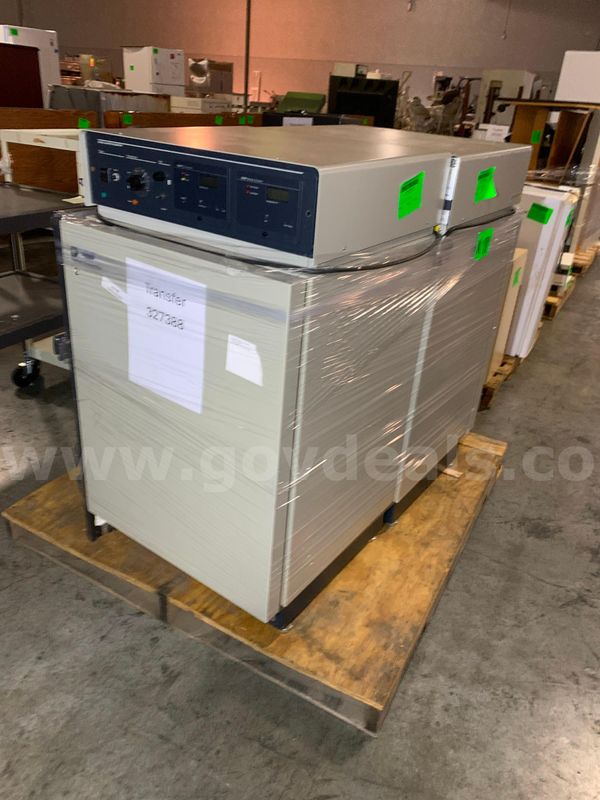 Incubator (2 pcs)