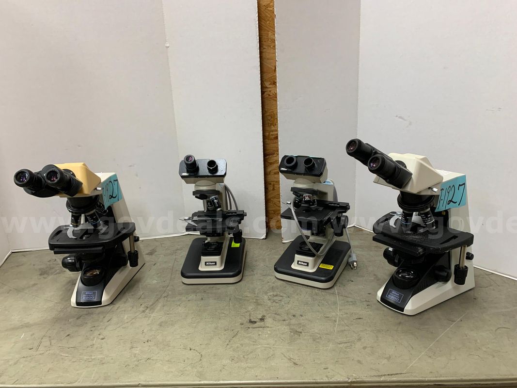 Microscopes (4 pcs)