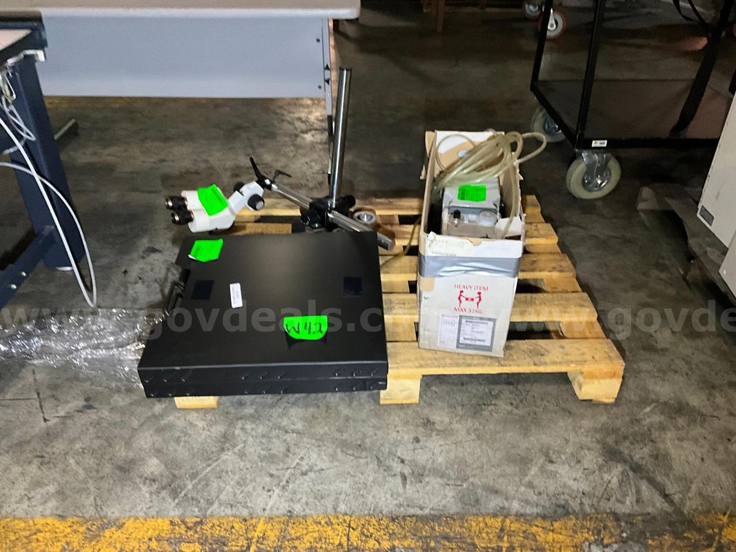 Lab Equipment (3 pcs)