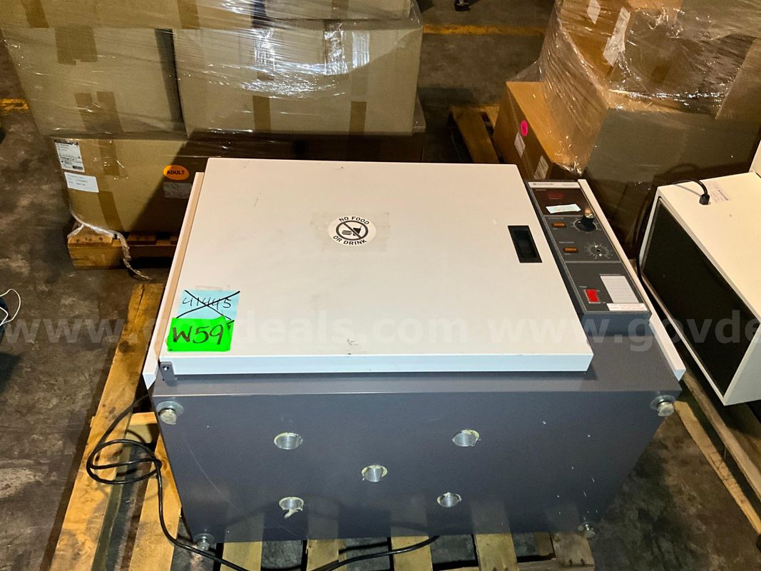 Lab Oven