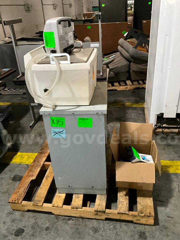 Lab Equipment (3 pcs)