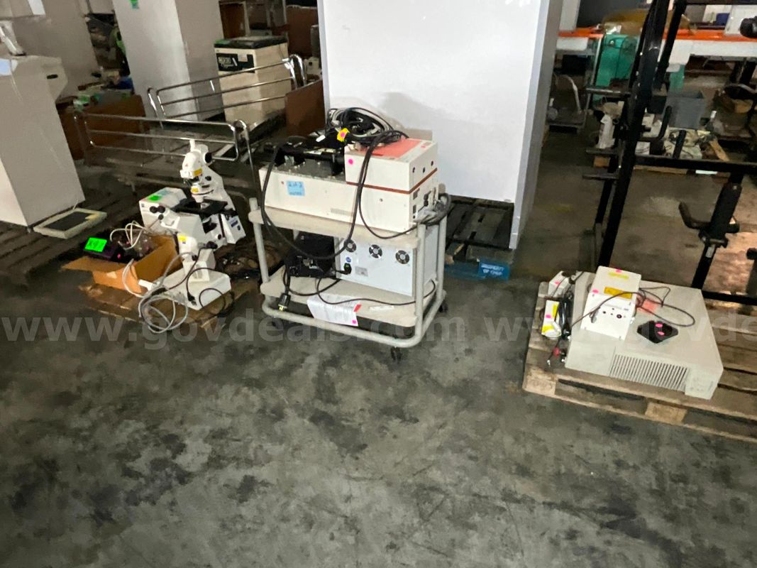 Microscope System (3 pallets)