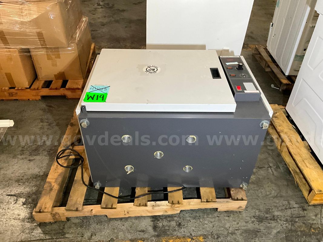 Lab Oven