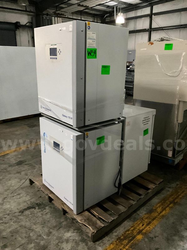 Lab Equipment (3 pcs)