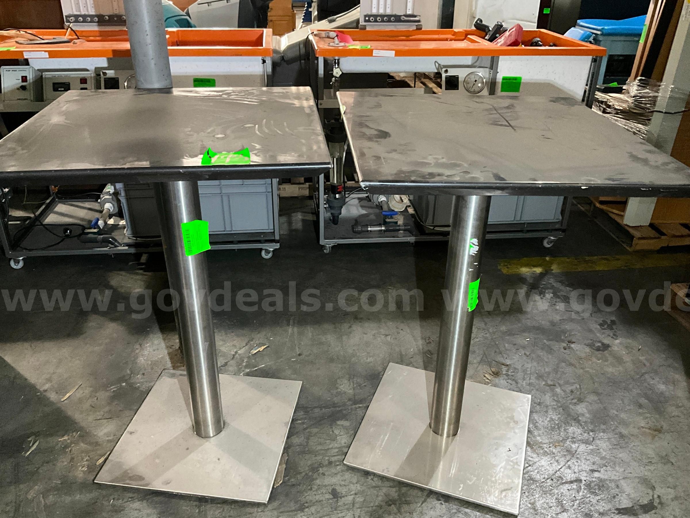 Table (2 pcs)