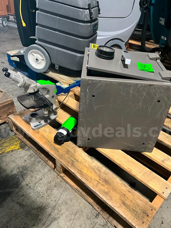Lab Equipment (3 pcs)