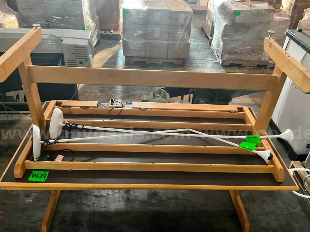 Tables & Lamps (4 pcs)