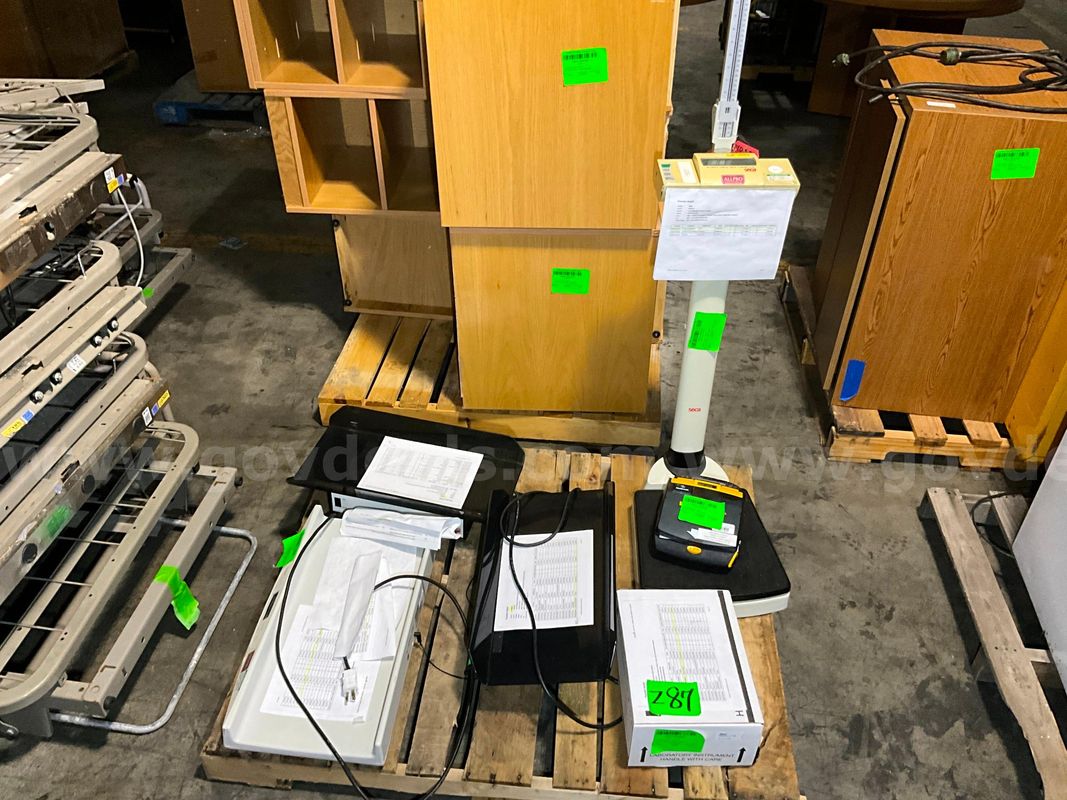Medical Equipment (6 pcs)
