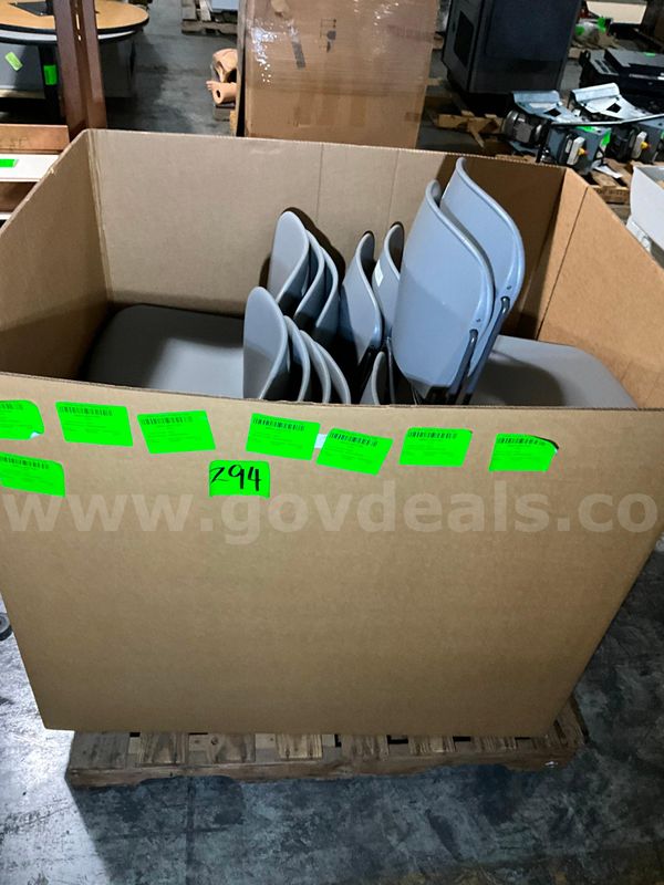Chairs (13 pcs)
