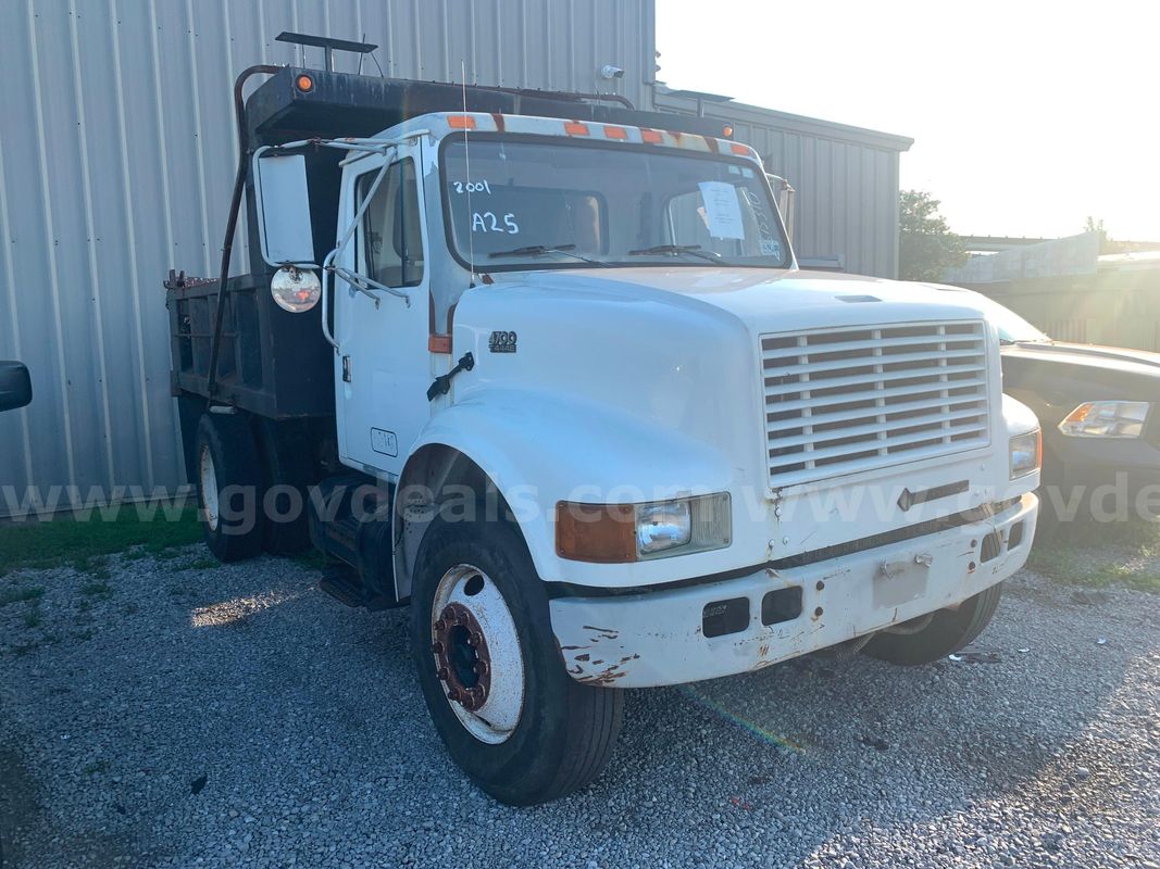 2001 International 4700