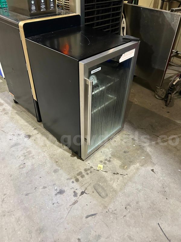 Wine & Beverage Center