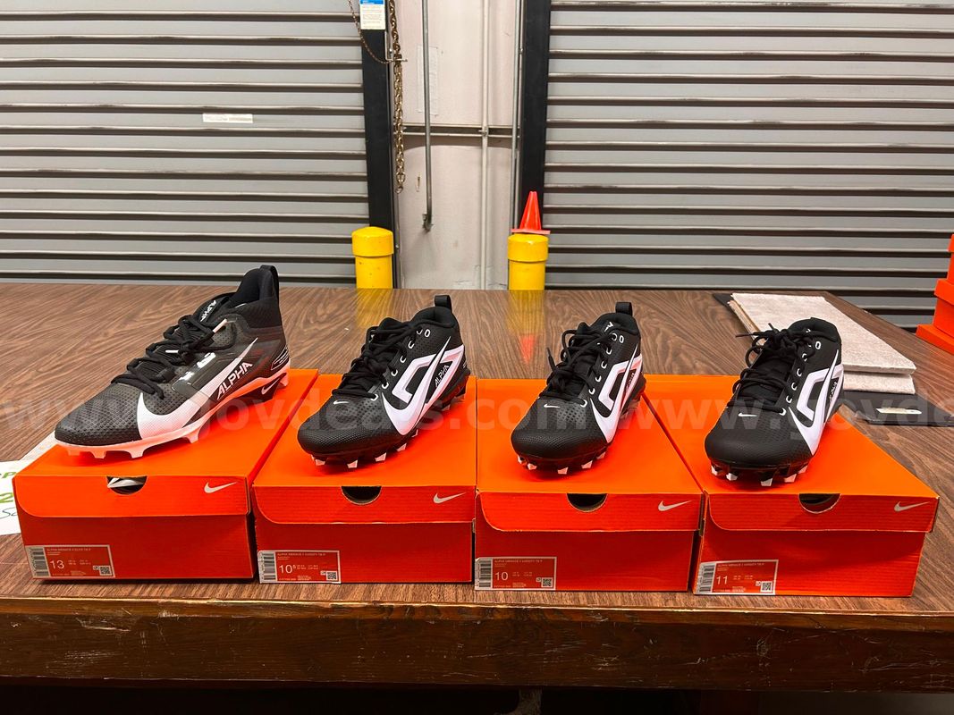 Nike Football Cleats *PIM Dock*