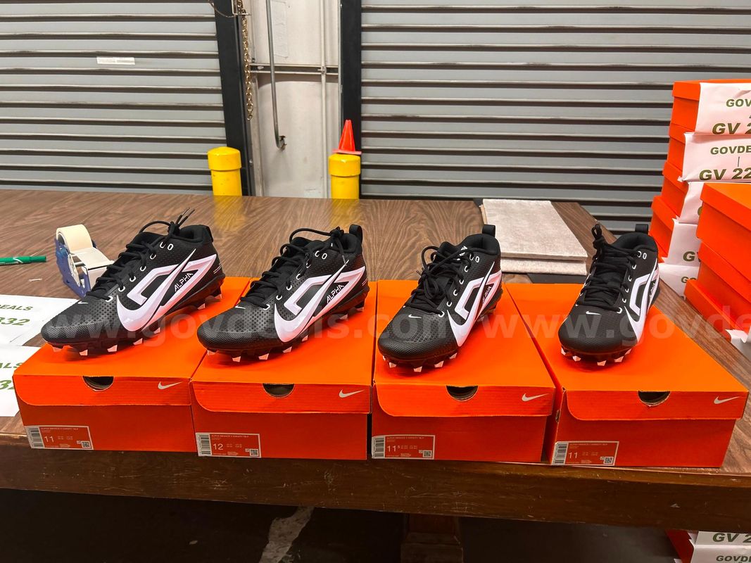 Nike Football Cleats *PIM Dock*