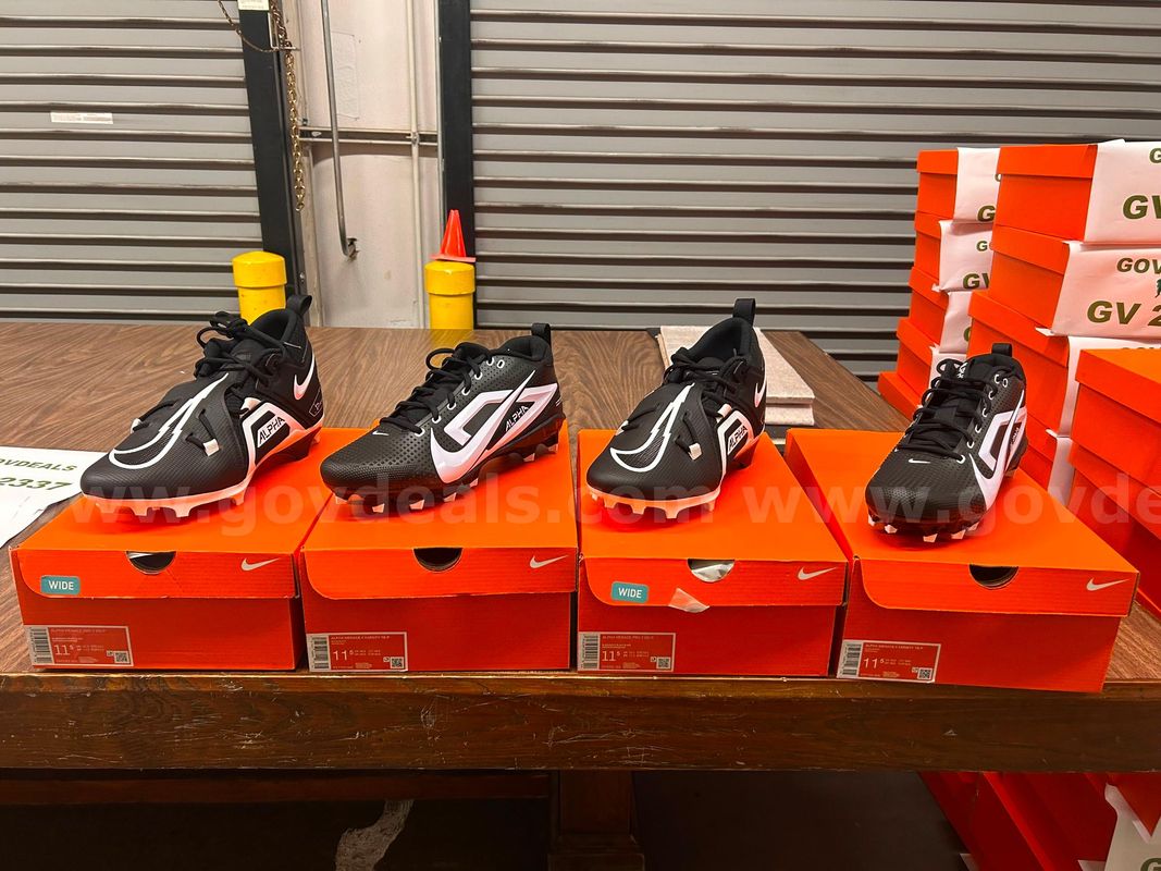 Nike Football Cleats *PIM Dock*