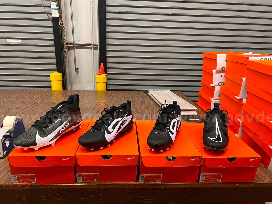 Nike Football Cleats *PIM Dock*